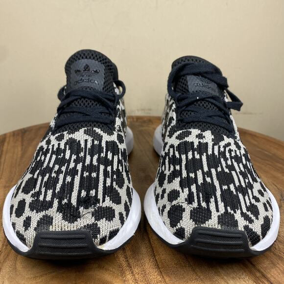 Adidas Swift Run Leopard Print Womens Animal Print Size 6 Running Shoes - Picture 4 of 8
